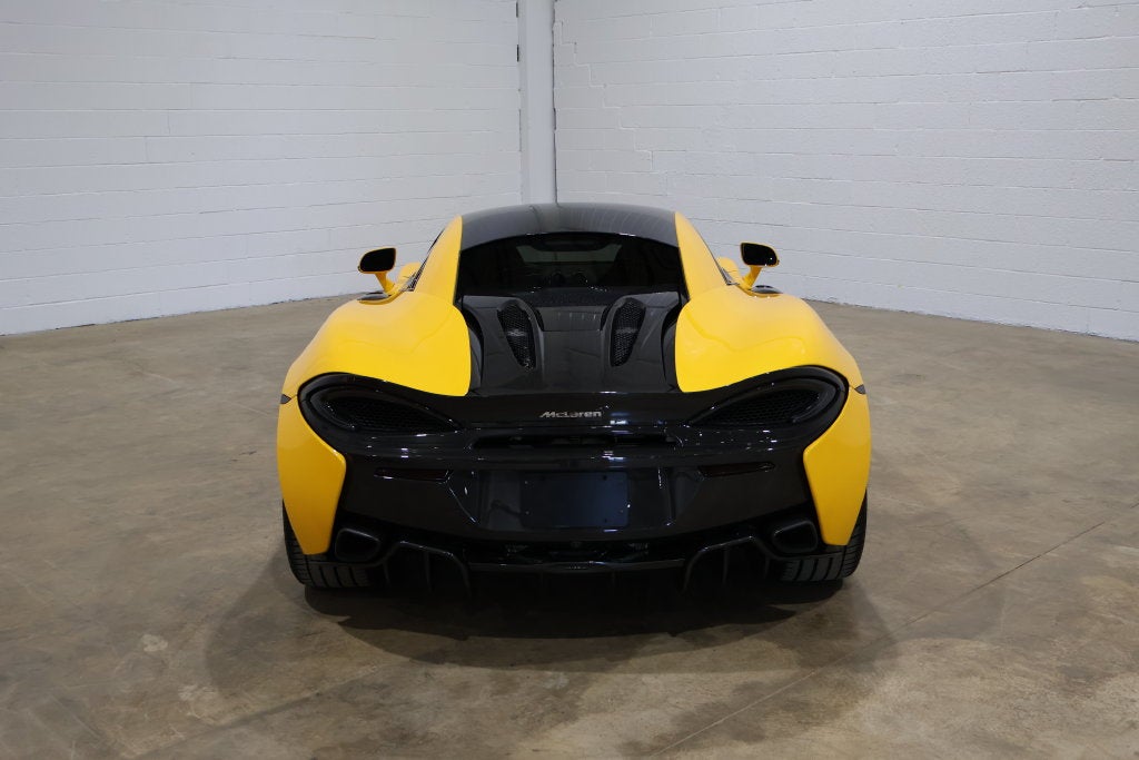 2016 McLaren 570S Base