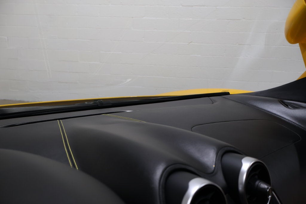 2016 McLaren 570S Base
